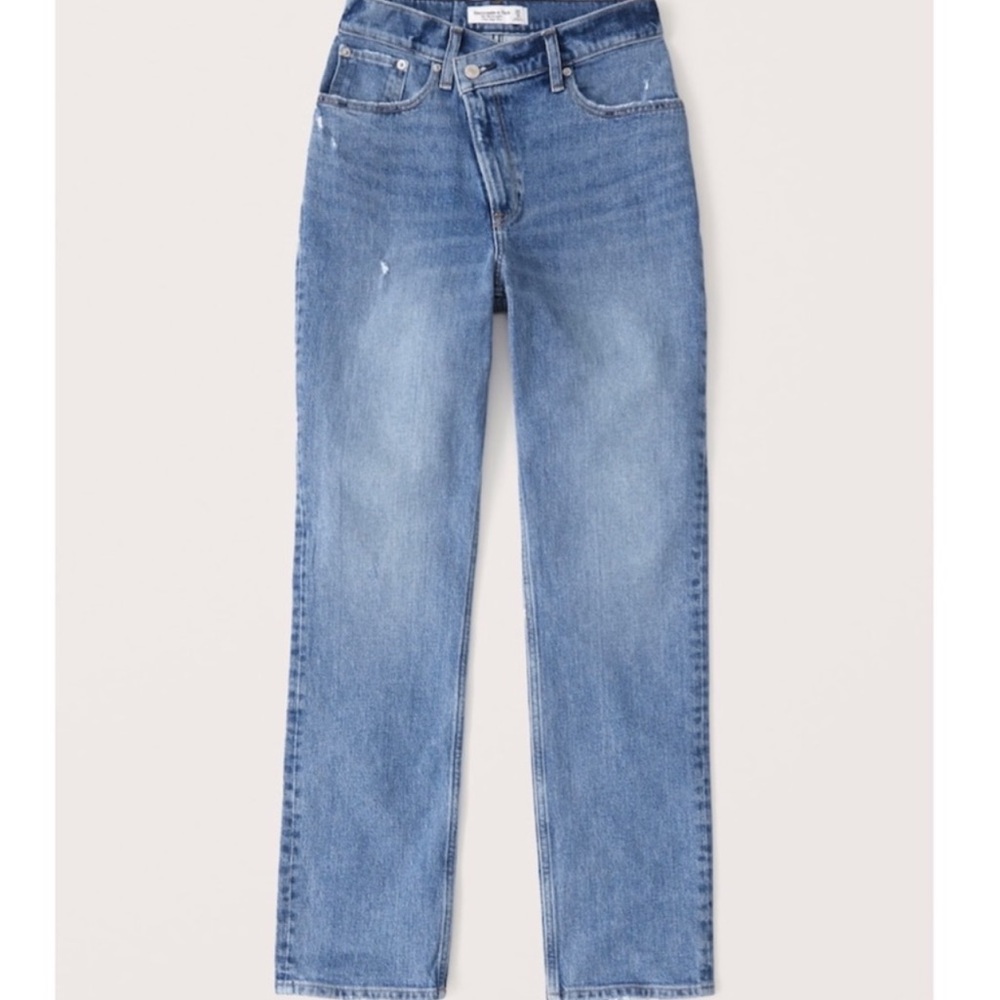 NWT Abercrombie & Fitch Curve Love Ultra High Rise 90s Jeans